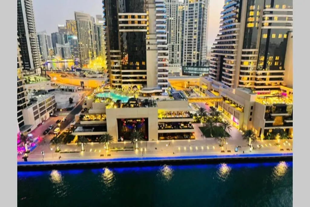 Cayan Tower Luxury Apartment With Sea View Dubai Vereinigte Arabische Emirate