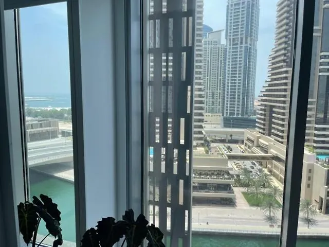 Cayan Tower Luxury Apartment With Sea View Dubai